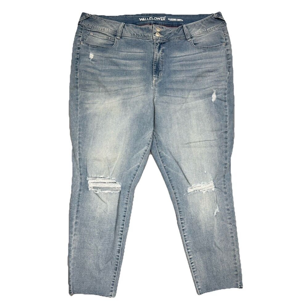 Wallflower Luscious Curvy Fit Jeans Womens Plus 24W Distressed Measures 43 x 26